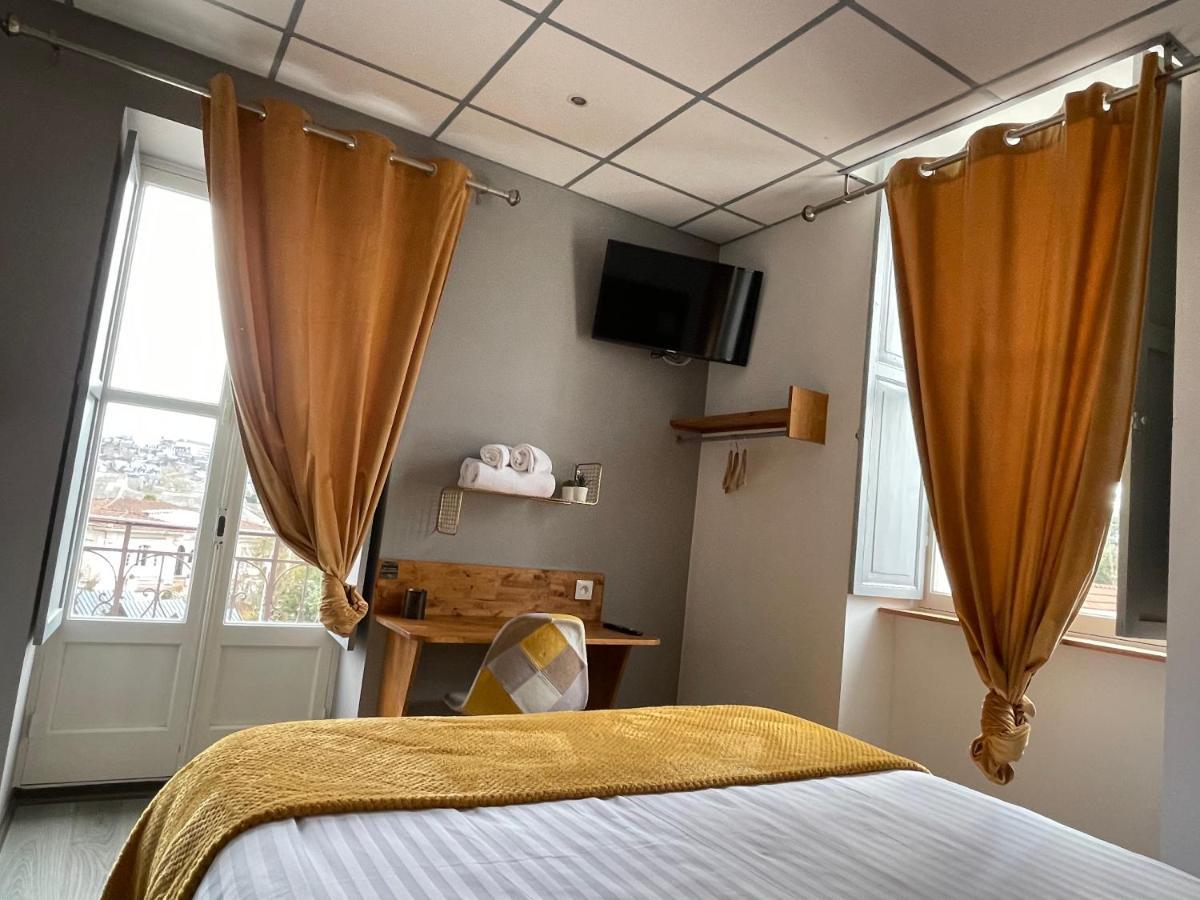 Le Central Hotel-Bar Oloron-Sainte-Marie Dış mekan fotoğraf